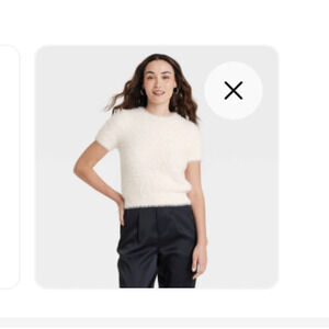 a new day Women's White Fuzzy Blouse